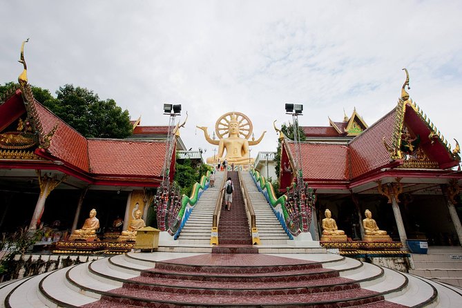 Private Group City Tour Around Koh Samui - Wat Plai Laem (with Guanyin and a Giant Buddha in the Pond)