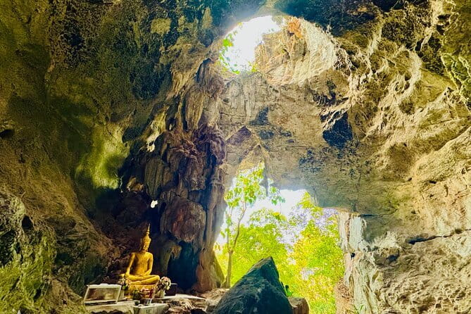 Private Guided Rainbow Cave Unseen Canyon and Lanna temple - Wat Ton Kwaen (Wat Intharawat): a calm Lanna-style temple opener
