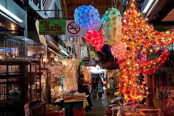 Private Half-Day Bangkok Tour Explore Grand Palace and Wat Pho - Wat Pho: Reclining Buddha Stop in 30 Minutes