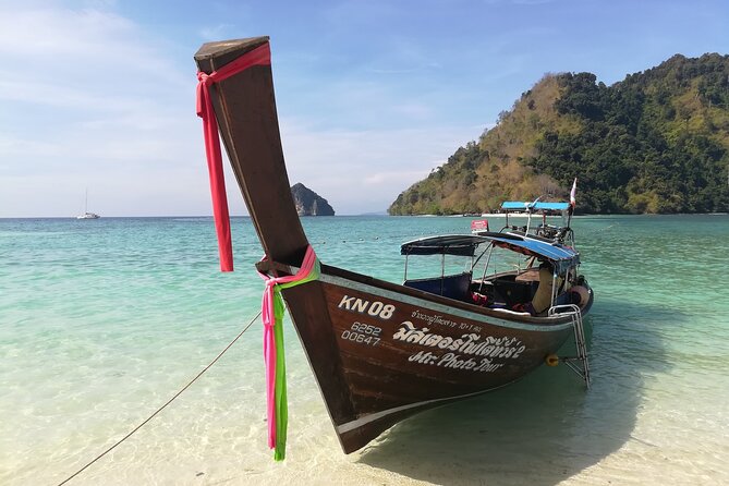 Private Half-Day Krabi Four Islands Tour with long-tail Boat - Railay Beach: limestone scenery that holds your attention