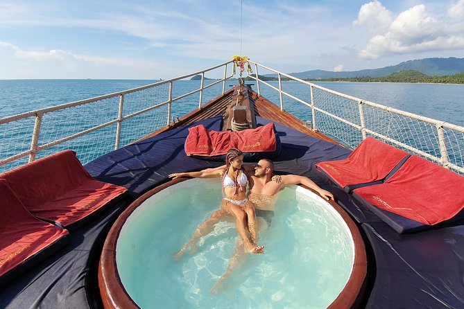 Private Half-Day Red Dragon Yacht for Snorkeling Koh Tan & Visit Pig Island - Lunch, Fresh Fruit, and the Onboard Treats That Matter