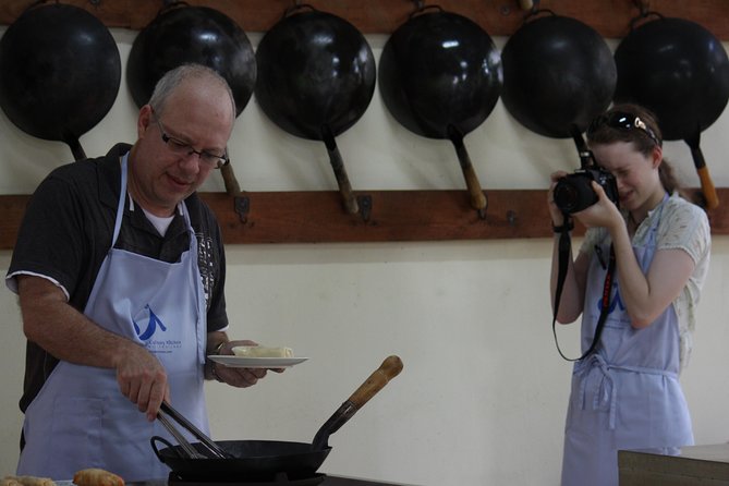 Private Half-Day Thai Cooking Class in Chiang Mai - Siriwattana Market: Your ingredient shopping that actually matters