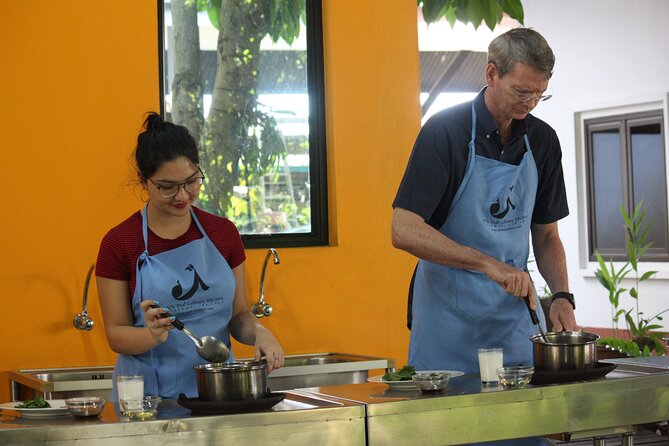Private Half-Day Thai Cooking Class in Chiang Mai - Air’s Thai Culinary Kitchen: Small group cooking with real attention