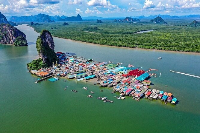 Private James Bond Island Speedboat Adventure Tour w/ Canoeing - Panyee Island (Koh Panyi): lunch buffet and souvenir time