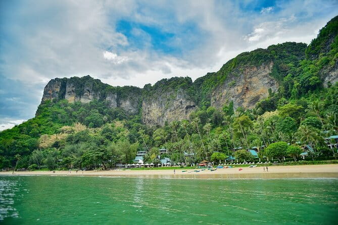 Private Longtail to Koh Rok from Koh Lanta with Lunch - Koh Rok Snorkeling: Sea Turtles, Coral Reefs, and Guided Safety