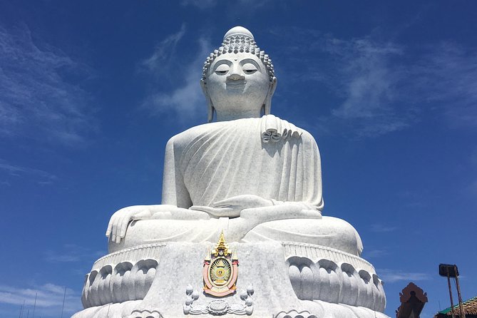 Private Mini Bus Rental in Phuket with Experienced Guide/Driver - What the $159.51 price means for your group size