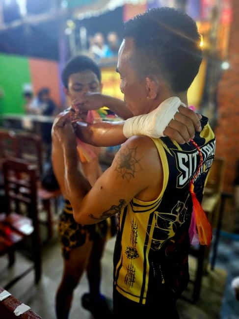 Private Muay Thai Class in Pai with a Muay Femur Master - How pad work and drills will feel when you’re training “Muay Femur smart”