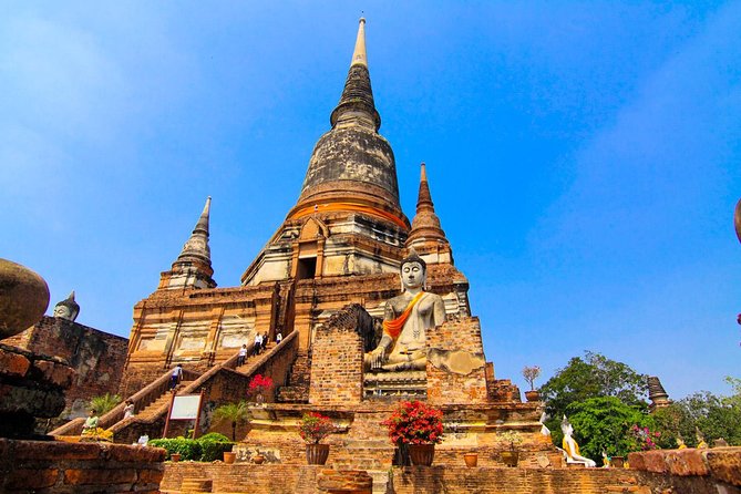 Private Tour: Ayutthaya Temples, Ruins and Lunch on River Cruise - Stop 6: Wihan Phra Mongkhon Bophit and the 17-meter gilded Buddha