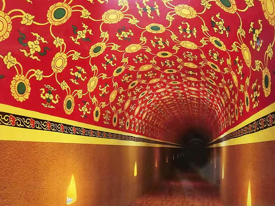 Private tour Chiangmai , Explore hidden gems Lanna temple - Wat Phra That Doi Suthep: Golden Chedi and Colorful Stupas