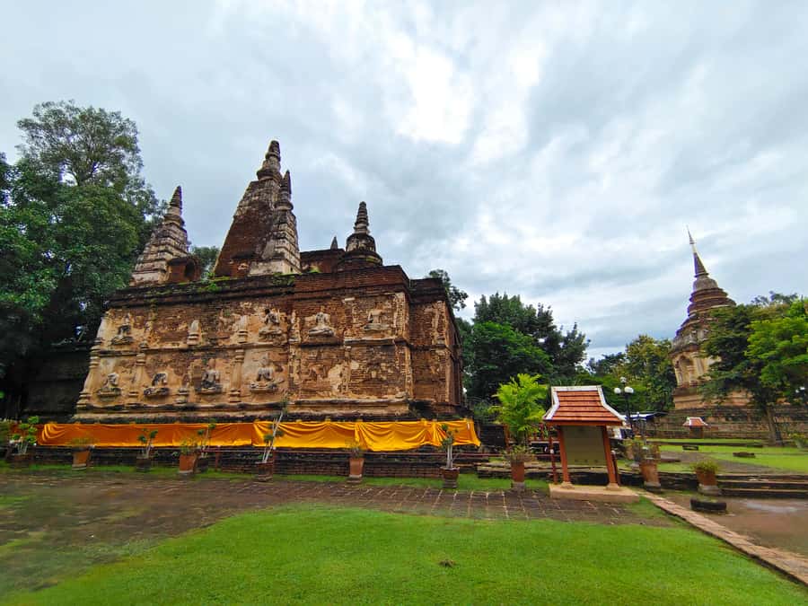 Private tour Chiangmai , Explore hidden gems Lanna temple - Timing, Transport, and Temple-Ready Clothing