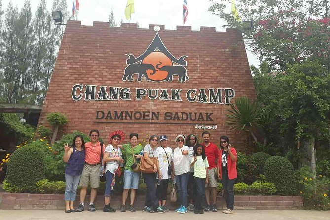 Private Tour: Floating Market and Maeklong Tour from Bangkok - Temple breaks: Wat Phet Samuth Woravihan and Wat Bang Kung