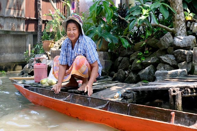 Private Tour from Bangkok: Railway and Floating Markets Tour - Guide energy: what “friendly local” looks like in practice