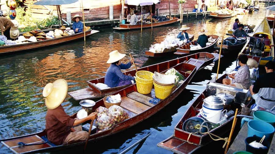 Private Tour from Bangkok: Railway & Floating Markets - Time on the Ground: Photo Stops, Shopping, and Snack Strategy