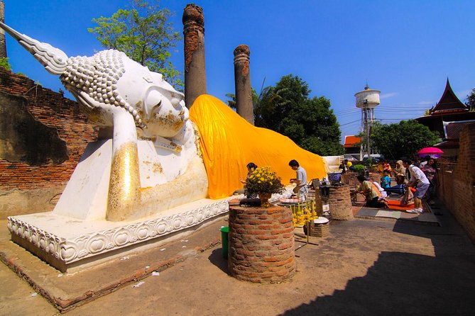 Private Tour: Full Day Ancient City of Ayutthaya and Lopburi - Wat Chaiwatthanaram: a Khmer-style royal temple you can actually savor