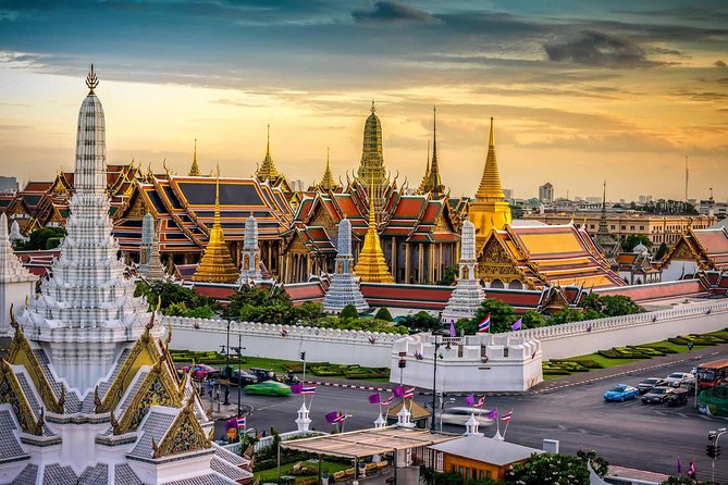 Private Tour: Grand Palace & Emerald Buddha Temple Experience - Pickup, Drop-Off, and Private Transportation: The Bangkok Stress Reducer