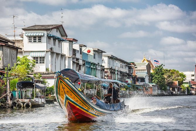 Private Tour: Half-day Grand Palace and Wat Arun by Boat - Wat Phra Kaew and the Emerald Buddha: Why People Say It Matters
