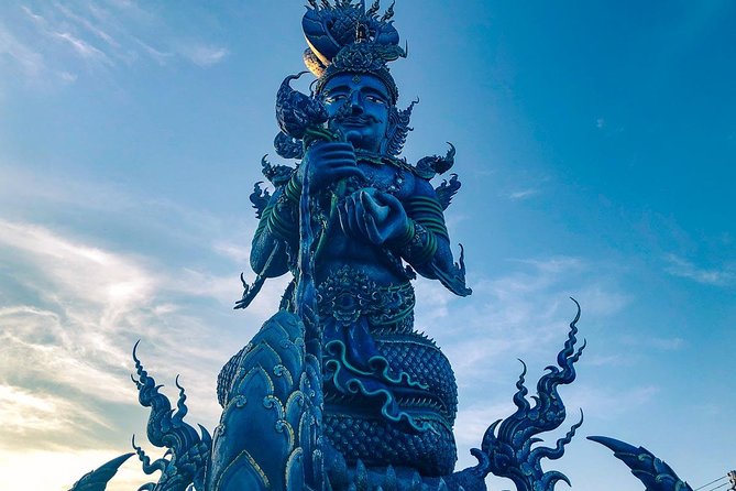 Private Tour: Incredible Temples of Chiang Rai - A private Chiang Rai temple day that stays human