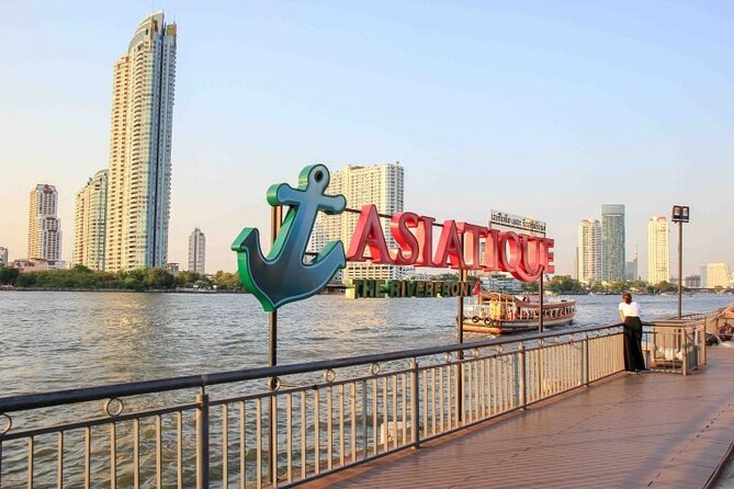 Private Tour of Bangkok by Car with Personal Driver - Asiatique The Riverfront: sunset vibes and easy browsing