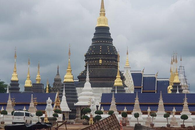 Private tour] Perfect day! Sticky waterfall + ChiangDao Cave + Wat BandenTemple - Tips to make the itinerary feel smooth (not rushed)