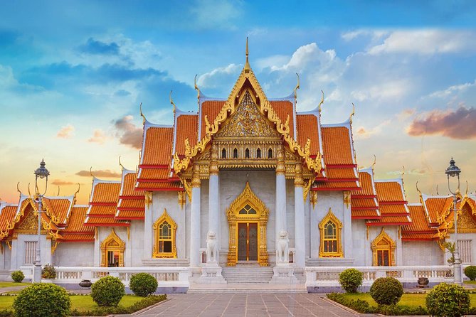 Private Tour: The Best of Bangkok Temples - Half Day - Stop 3: Wat Traimit for the 5.5-ton Golden Buddha