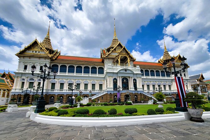 Private Tour to Grand Palace, Pho Temple and Arun Temple - The Grand Palace: why it exists and why it still feels powerful