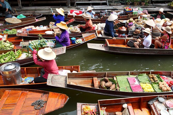 Private Tour to Railway Market and Damnoen Saduak Floating Market - Mae Klong Railway Market: the train slow-down moment you came for