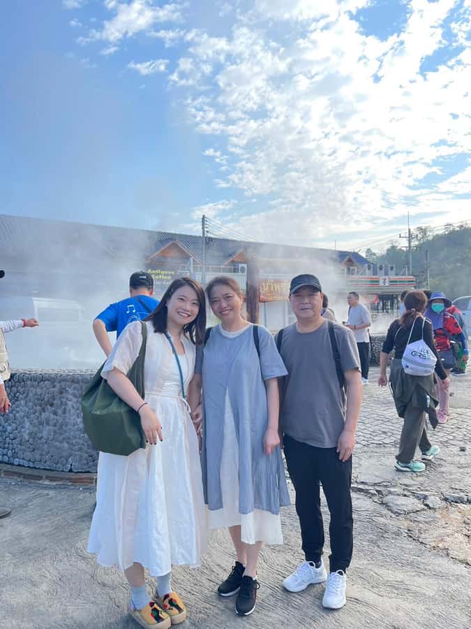 Private trip Chiang Rai Day trip, White Temple, Blue temple - Wat Rong Khun (White Temple): Contemporary Art You’ll Want to See Slowly