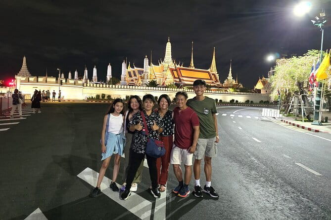 Private Tuktuk Authentic Food Tour (Chinatown-Flower Market) - Why this route works for a Bangkok night
