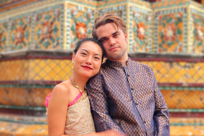 Proposals in Thai Costume with Photoshoot - How the private photographer-led route works (and why it’s easier than DIY)