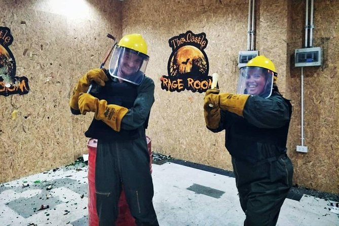 Rage Room - Small group energy: why a max of 10 travelers matters