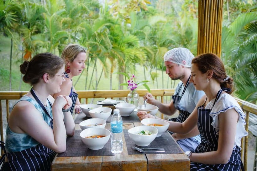 Railay: Hands-On Thai Cooking Class at Railay Beach - The Chef’s Hands-On Coaching: Chopping, Stirring, and Cooking Correctly
