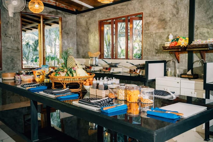 Railay: Hands-On Thai Cooking Class at Railay Beach - From Ingredients to Finished Plates: The 210-Minute Rhythm