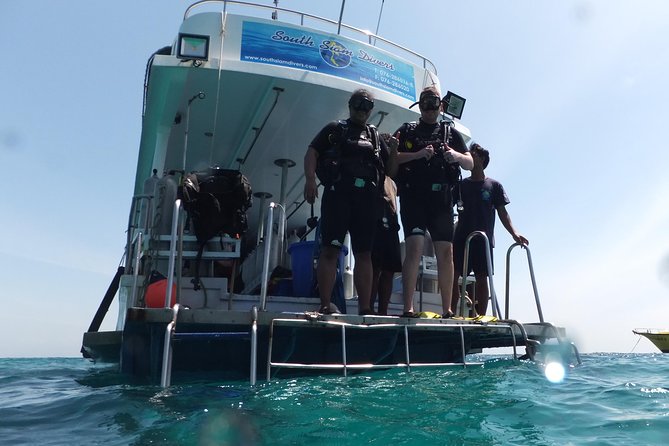 Refresher scuba diving trip, 3 dives at Racha Noi and Racha Yai - Instructor attention: why patient coaching matters when you’re rusty