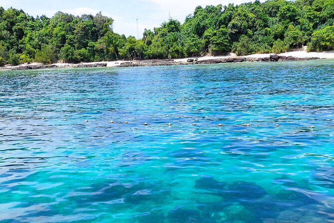 Relaxing Day with Snorkeling - Away From The Crowds - The Crowd-Avoiding Plan That Actually Feels Different