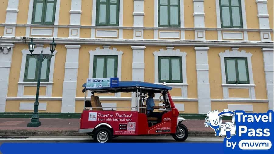 Rent private e-tuk tuk with driver in Bangkok - Price and value: what $72 per group buys you