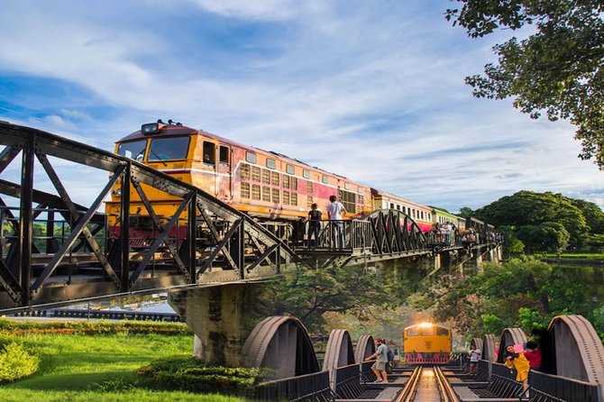 River Kwai Bridge and Floating Market Full-Day Combo - How a 7:00 am start turns into a full day of boats and WWII