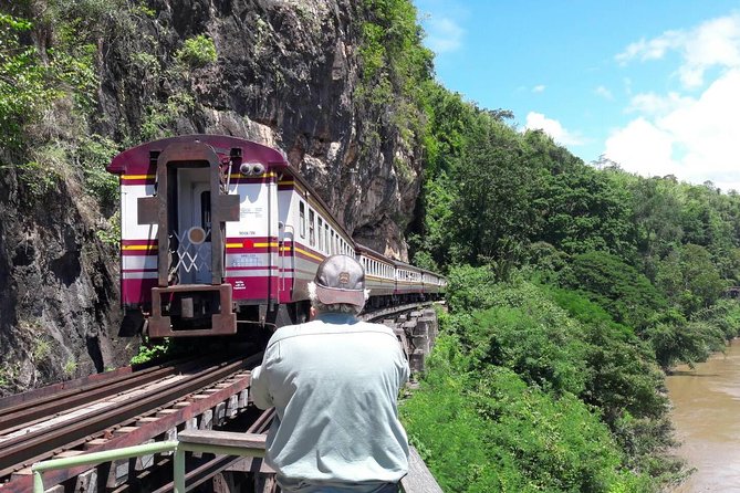 River Kwai Tour 2 Day with overnight in Floating Hotel Private Trip from Hua Hin - Kanchanaburi War Cemetery and the ride back to Hua Hin