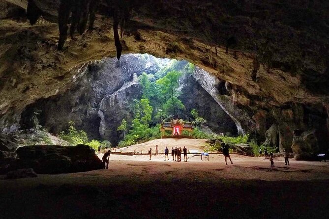 Sam Roi Yod National Park & Praya Nakhon Cave Private Tour from Hua Hin - Hua Hin Pickup and the Ban Bang Phu Fishing Village Start