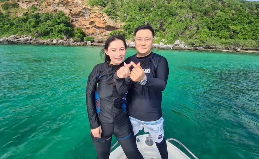 Samaesarn : Finding Nemo Snorkeling Tour Private speedboat - What You Can (and Can’t) Count On: Food, Fees, and Extra Costs