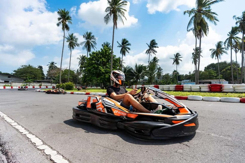 Samui Go-Karting Experience – Sodikart RT10 Outdoor Race - The Pre-Race Routine: Helmets, Briefing, and Safety Gear