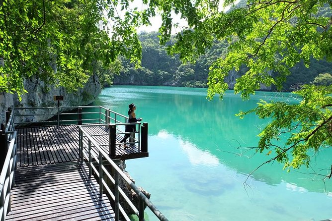 Samui Island Tour to Angthong National Marine Park by Big Boat - Bua Bok Cave (Lotus Cave): Stalactites and a Short Walk