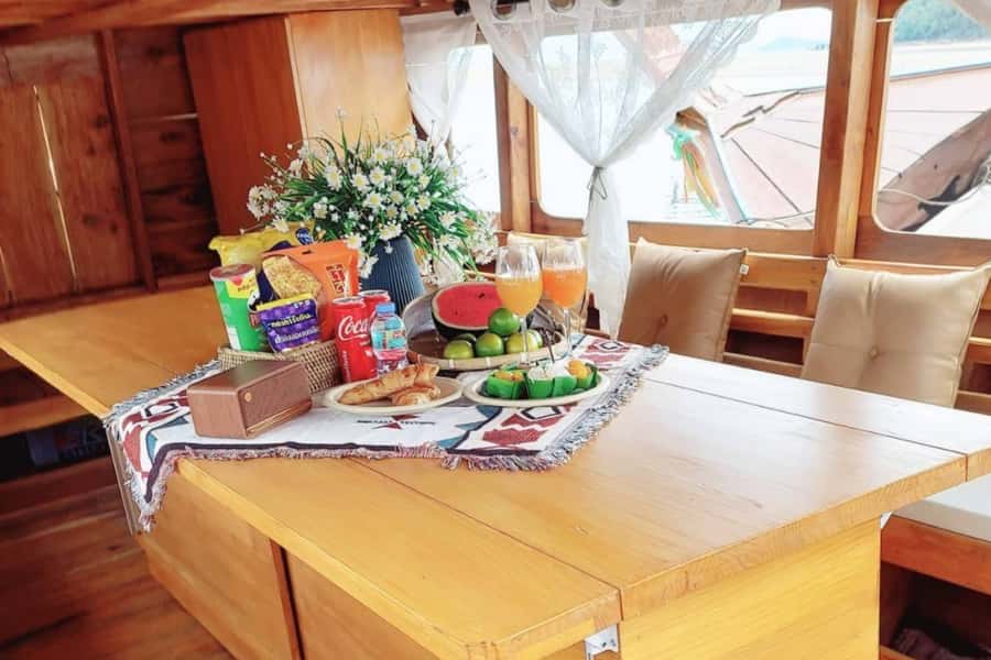 Samui: Pig Island Private Luxury Longtail Boat Tour - A quick reality check on the experience