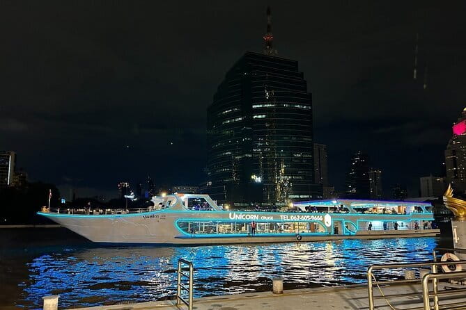 Scenic Bangkok Unicorn Dinner Cruise on Chao Phraya River - Why This Chao Phraya Unicorn Dinner Cruise Works for First-Timers