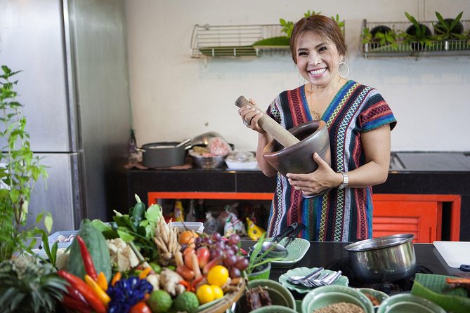 Scenic Boat Ride & Private Thai Cooking Class in Bangkok with Aoy - Tha Chin Boat Ride + Bangkok Home Cooking: A Better Rhythm