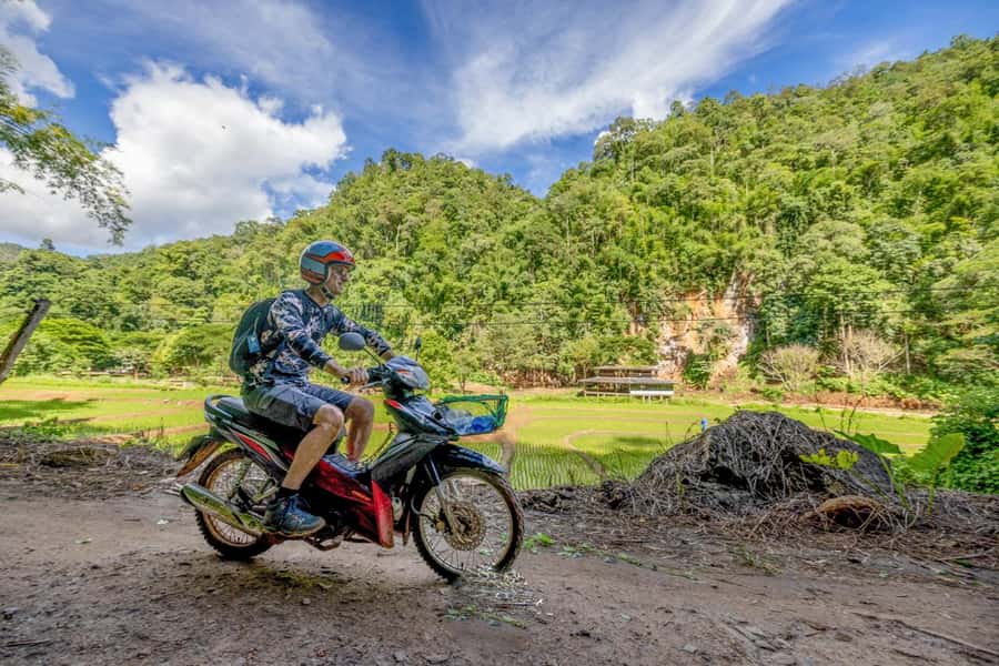 Scooter Adventure incl Elephants, Cave - Mountain Village Visits and Temple Time (Without the Museum Feel)