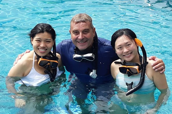 Scuba diving Pool lesson for beginners (1 hour ) - Gear, SSI-style insurance, and your safety net