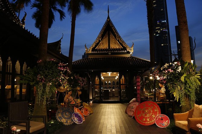 Shangri-La Hotel's Salathip Thai Restaurant Experience - Thai Dance Entertainment: Timing, Style, and Expectations