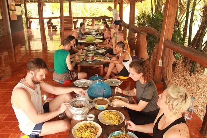 Shaolin Kung Fu and Qiqong Training 1 Day Intro Course - Food and Tea Times: Organic Breakfast and Dinner That Actually Matter