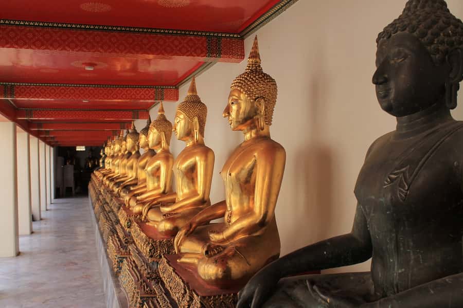 Shared Tour: Wat Pho, Wat Traimit and Wat Benchamabophit - Wat Benchamabophit Marble Temple: Marble Craft, Gilded Spires, Garden Quiet