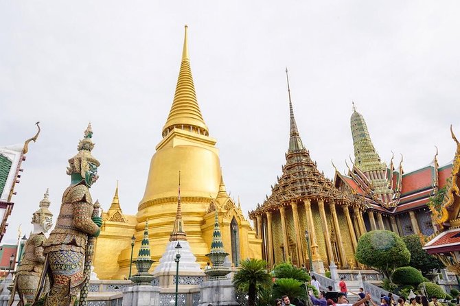 Shore Excursion from Laem Cha Bang Port to Bangkok (Private tour) - Wat Pho (Thai Massage School): the reclining Buddha stop you shouldn’t rush past